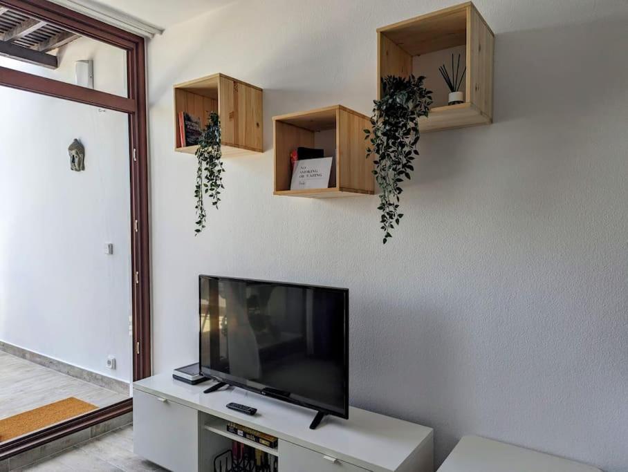 Charming Flat In Los Molinos With Terrace & Pools, Near Playa Bastian コスタ・テギセ エクステリア 写真